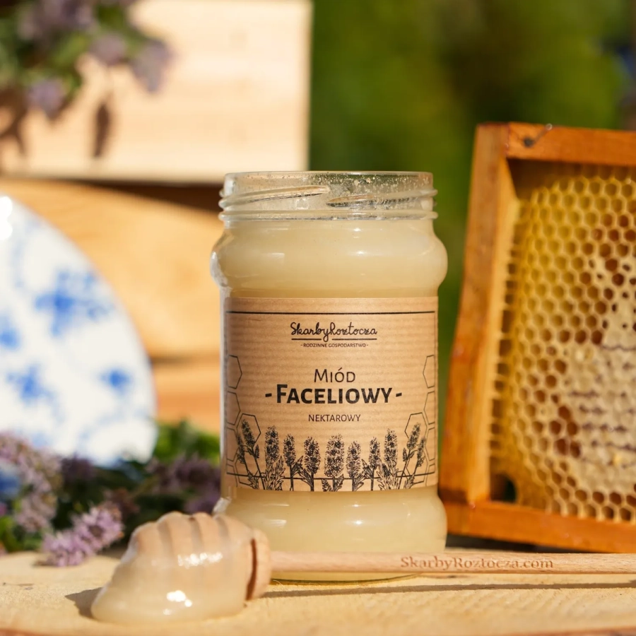 skarby-roztocza-miod-faceliowy-370g-konsystencja-nabierak.webp