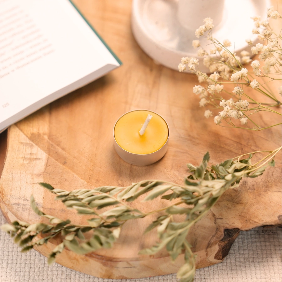 100percent 14g beeswax tea light